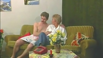 Vintage Anal Fetish With Hairy Retro Chick
