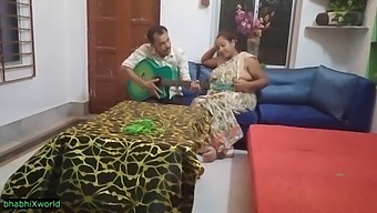Bhabhi Ấn Độ Van Xin Tình Dục Thô Bằng Tiếng Hindi