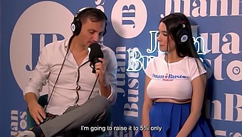 Ambarprada'S Intense Orgasm In A Sex Machine: A High-Definition Hdv Video Experience